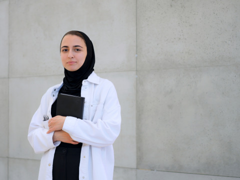ساعد تسنيم في الحملة الثانية والأخيرة لها في تأمين القسط الجامعي