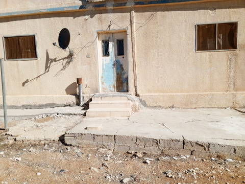 Help Haitham’s family stay warm and store food safely by providing them with a gas oven and a refrigerator