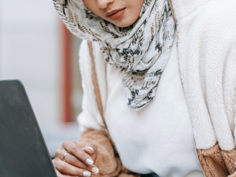 You previously helped Farah twice; she now needs your help a third time to enroll for 18 credit hours at university