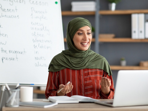 أنهت نسرين السنة الأولى بمعدل تراكمي 80.4% وبذلك تكون رفعت معدلها